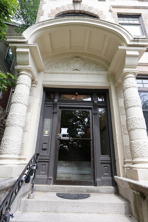 35 Westbourne Ter # 2