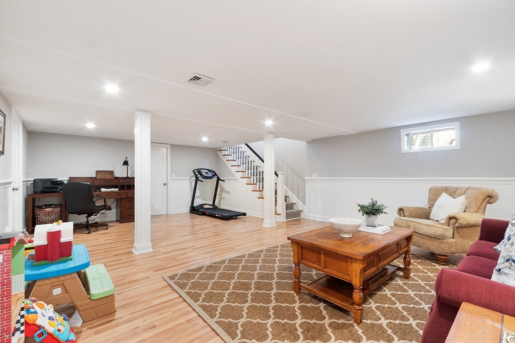 271 Concord Rd