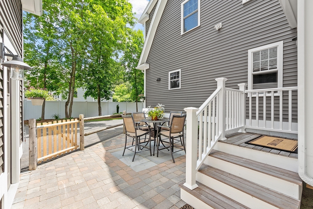 271 Concord Rd