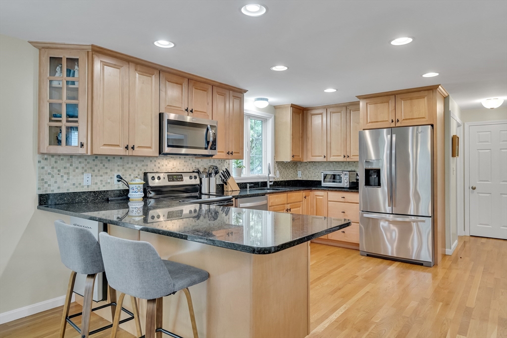 6 Sequoia Dr