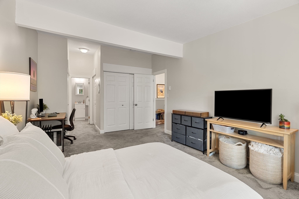 74 Beach St # 9 Unit: 6-9