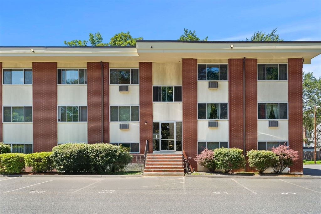 74 Beach St # 9 Unit: 6-9