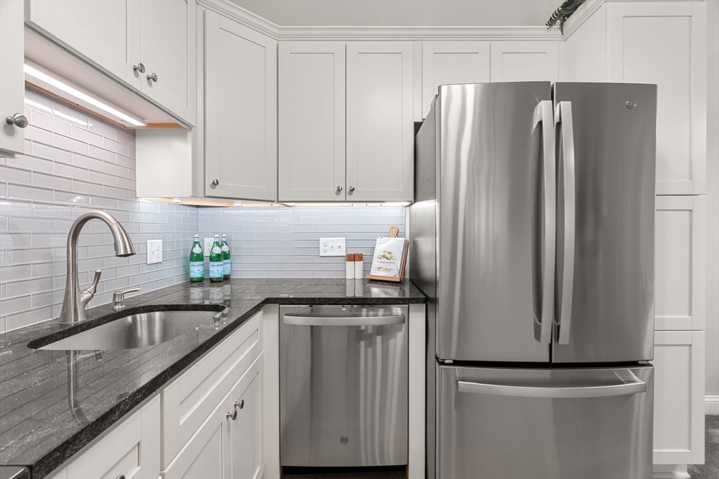 74 Beach St # 9 Unit: 6-9