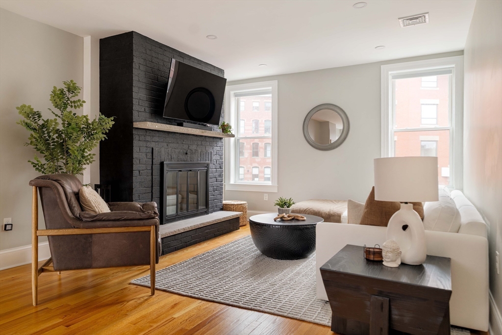 129 N Washington St., No. 3