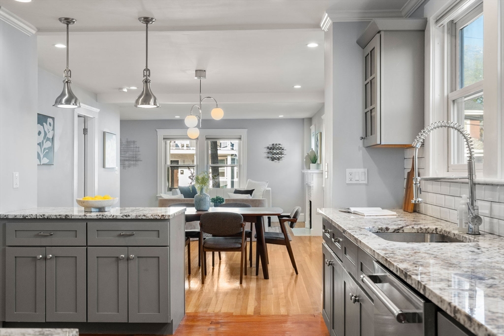 42-44 Warren St # 42