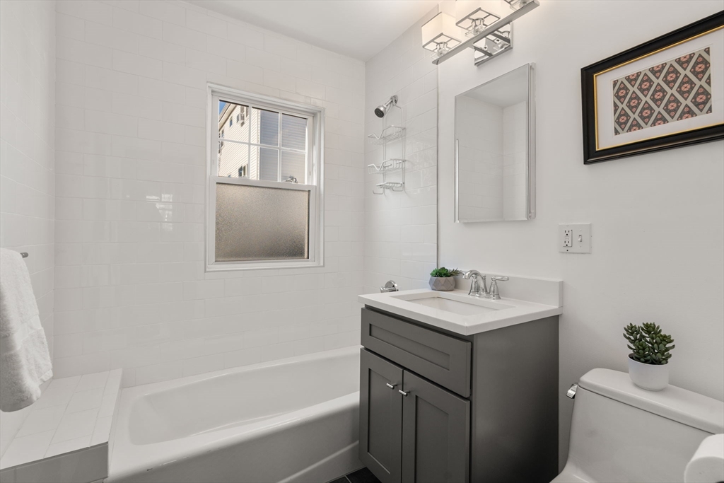 42-44 Warren St # 42