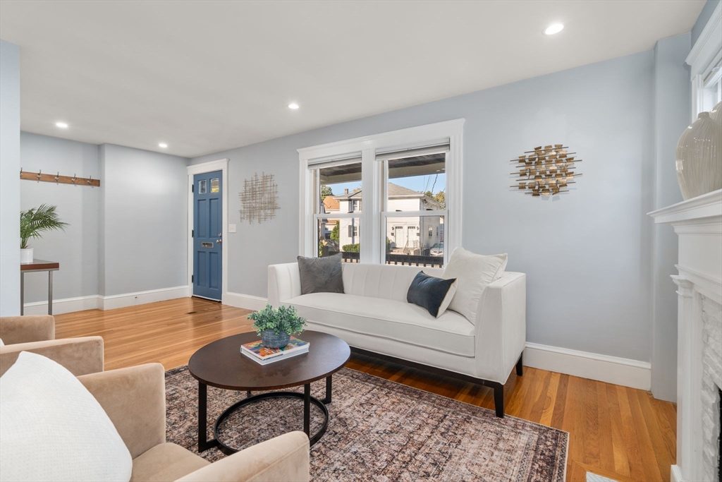 42-44 Warren St # 42