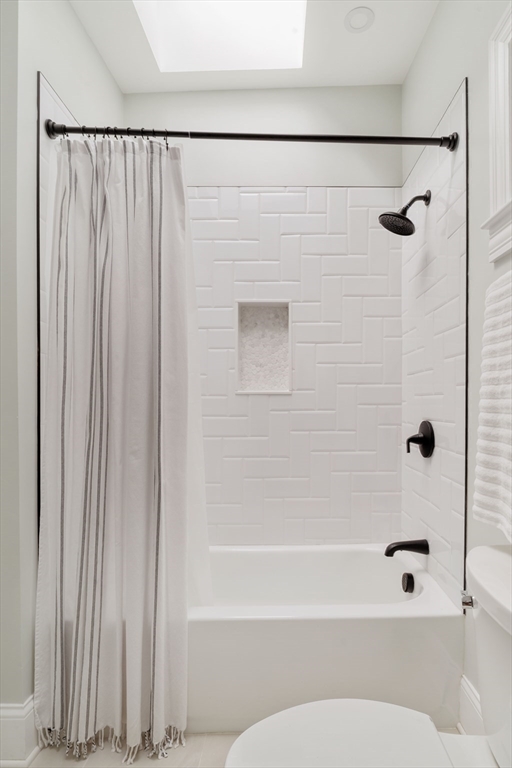 129 N Washington St # 3