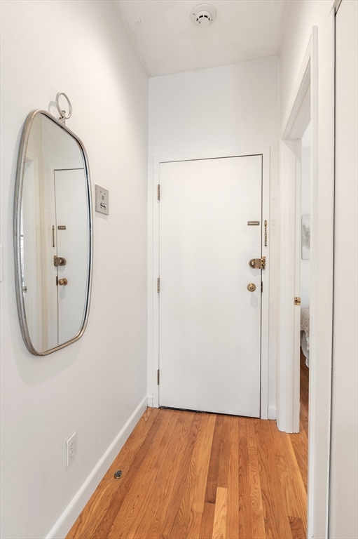17 Follen St # 3F