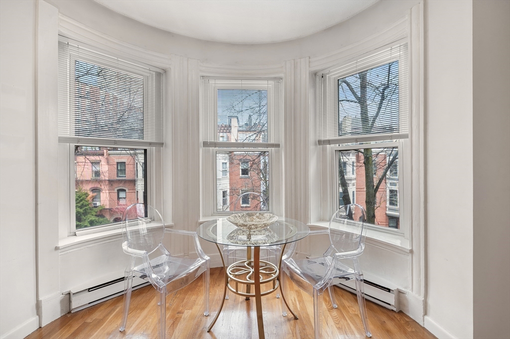 17 Follen St # 3F