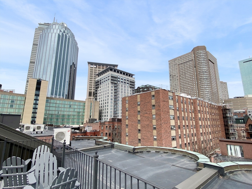 17 Follen St # 3F
