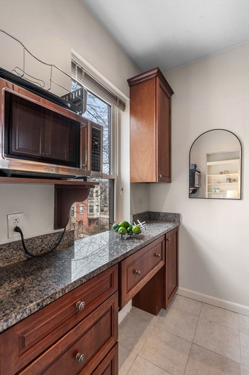 17 Follen St # 3F