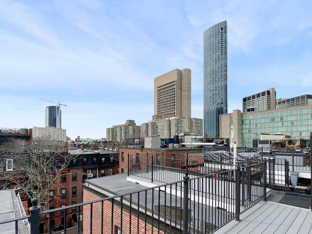 17 Follen St # 3F