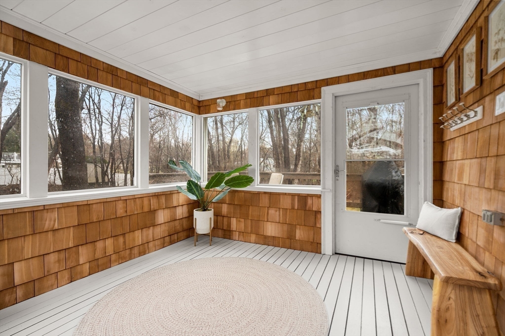 9 Stoneybrook Rd