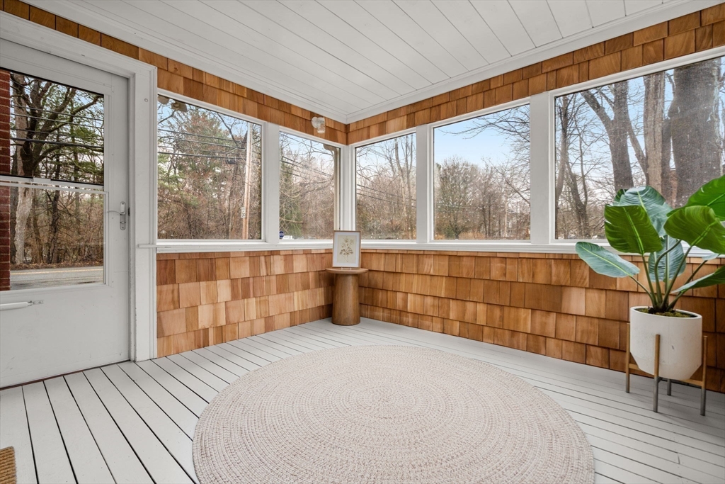 9 Stoneybrook Rd