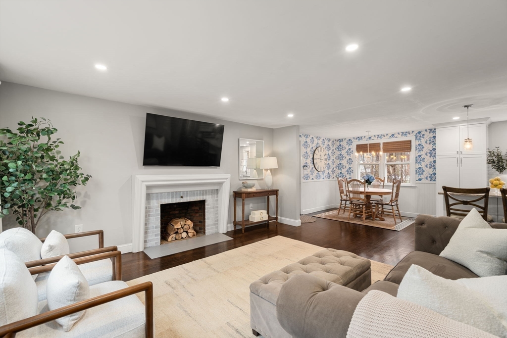 9 Stoneybrook Rd