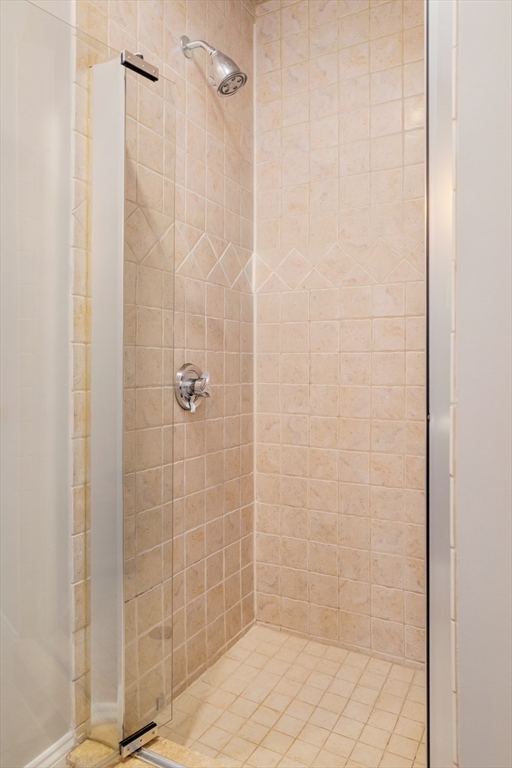 394 East 8th Street Unit 3