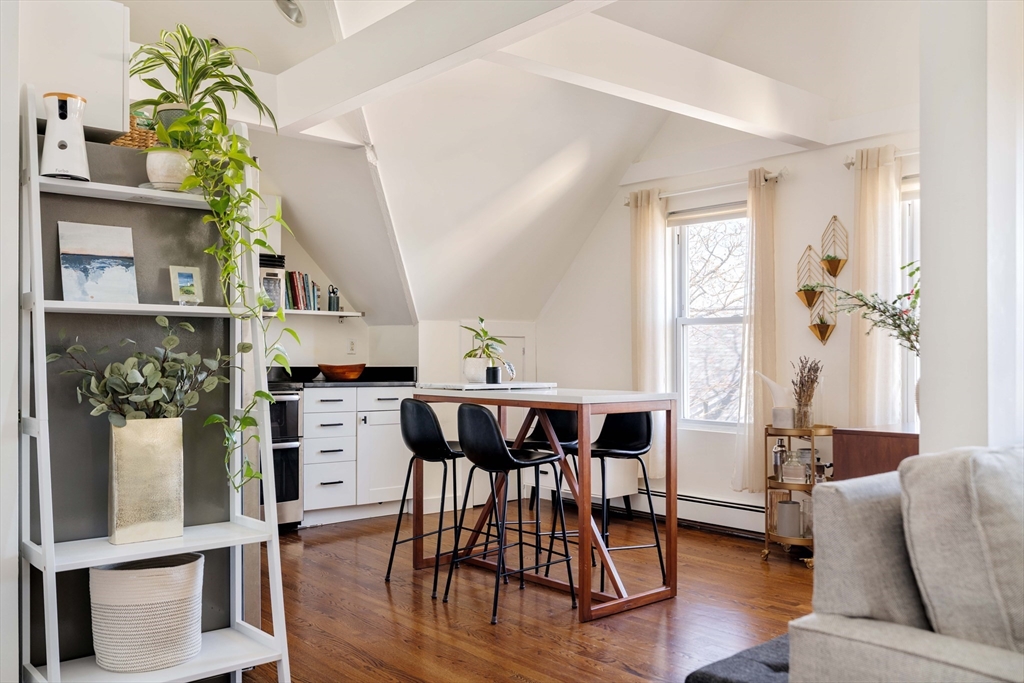 130 Massachusetts Ave # 6