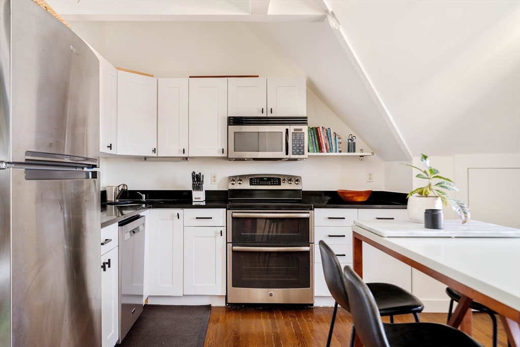 130 Massachusetts Ave # 6