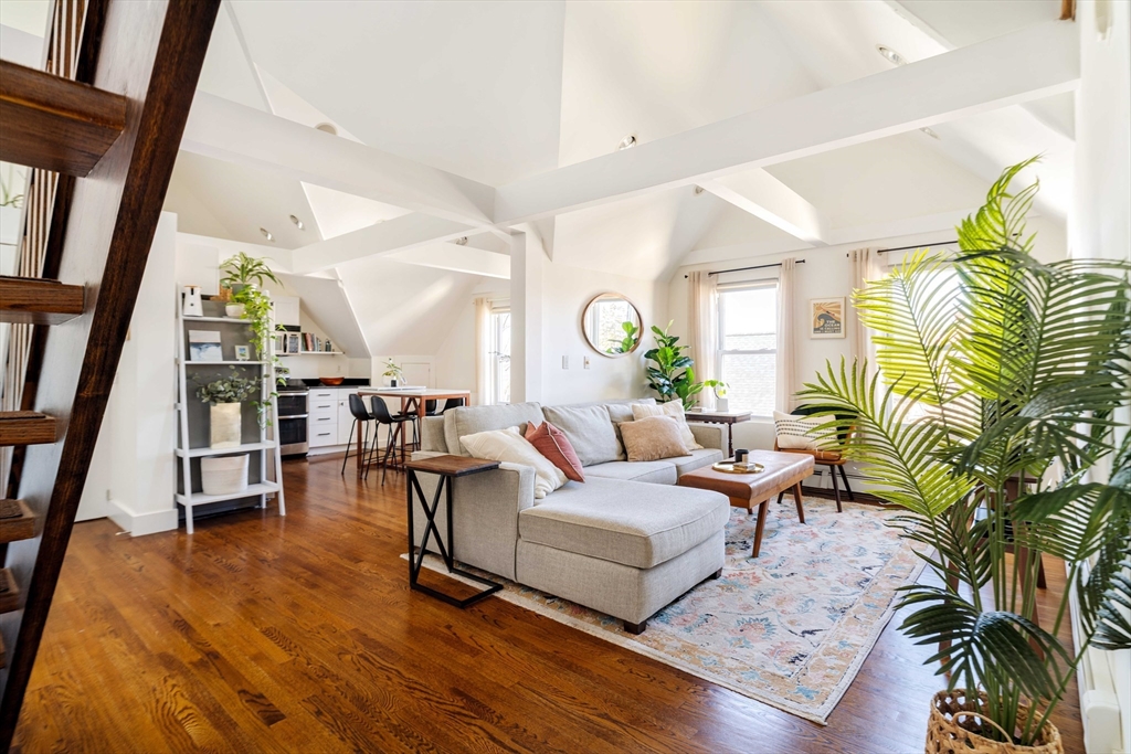 130 Massachusetts Ave # 6