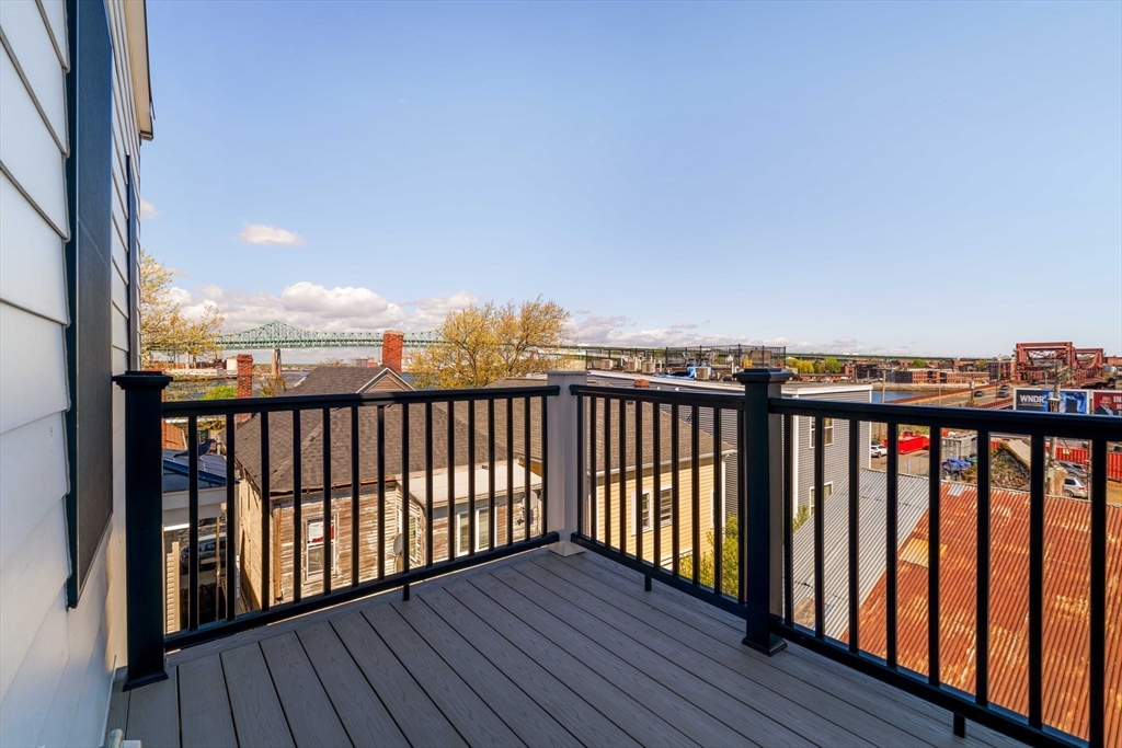 30-32 Condor St # 5