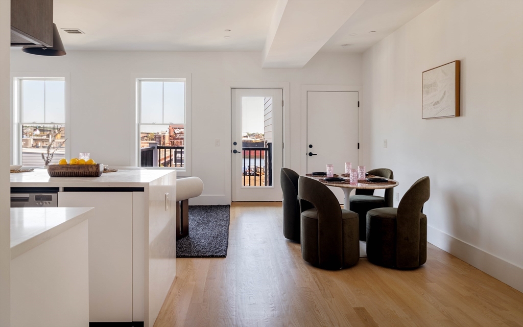 30-32 Condor St # 5
