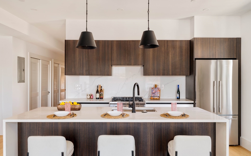 30-32 Condor St # 5