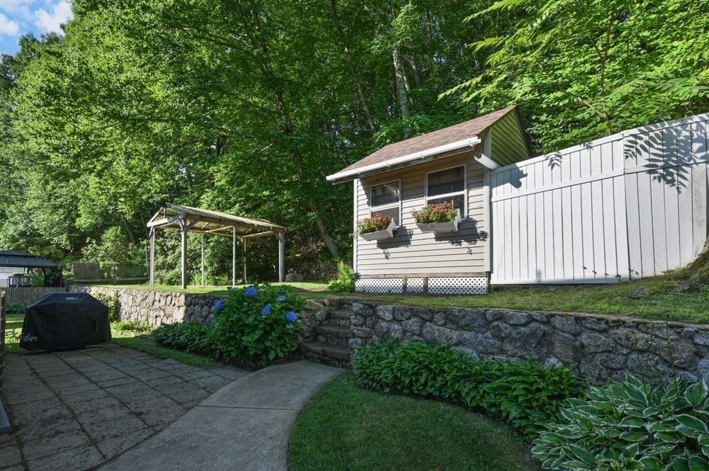 24 Greenwood Road