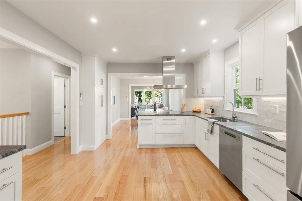 48 Mt Vernon St # 1