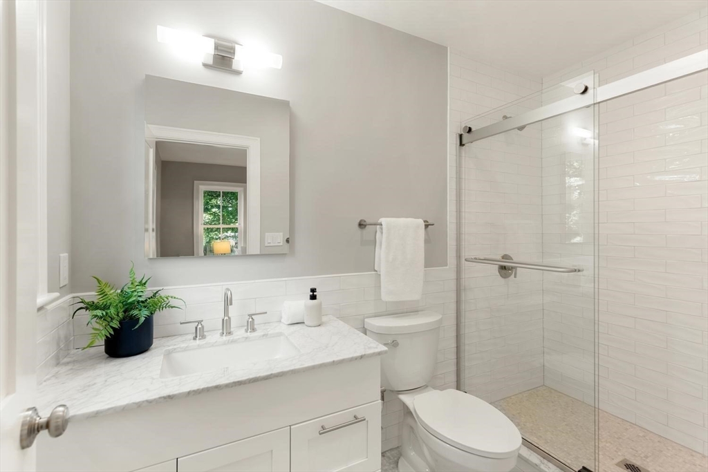 48 Mt Vernon St # 1