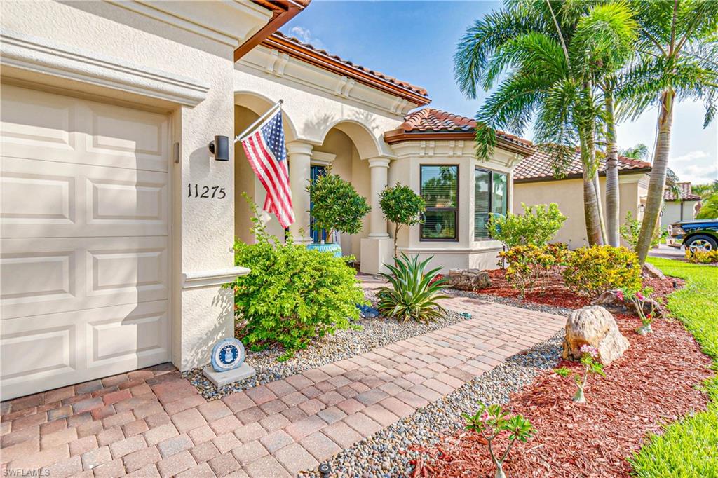 11275 Bluff Oak LN