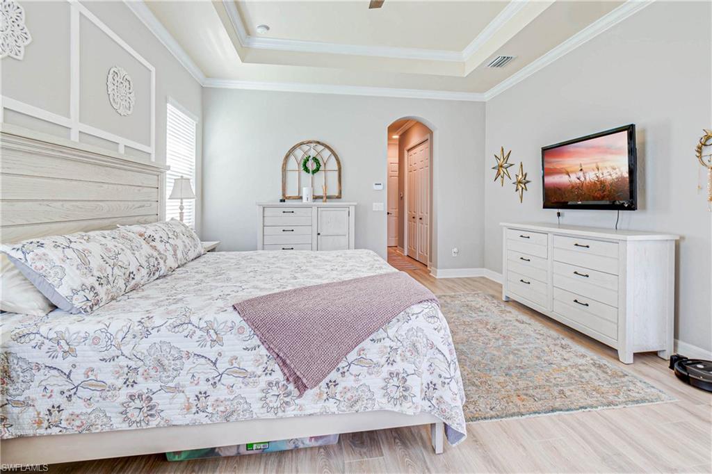 11275 Bluff Oak LN
