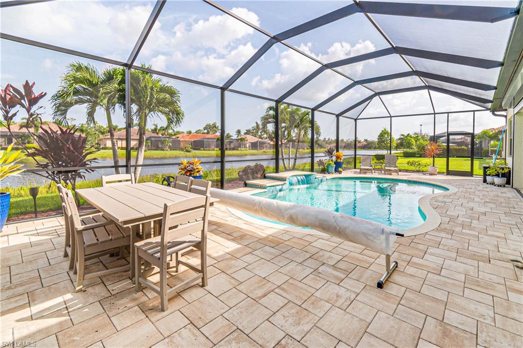 11275 Bluff Oak LN