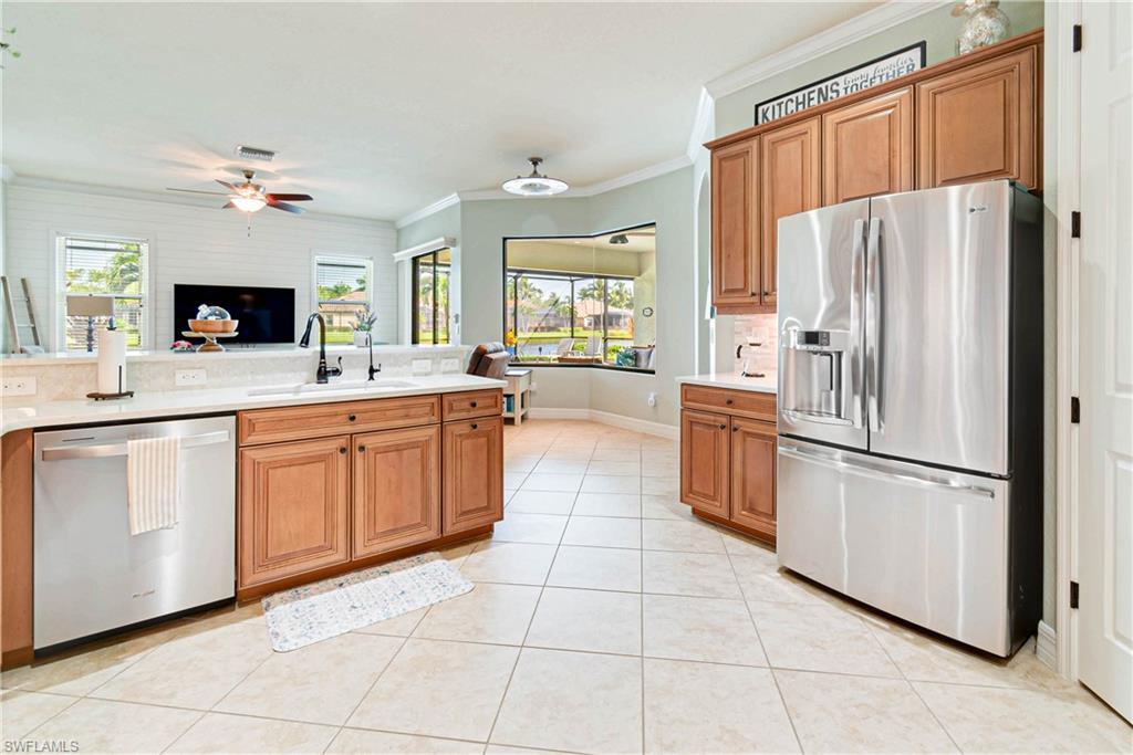 11275 Bluff Oak LN