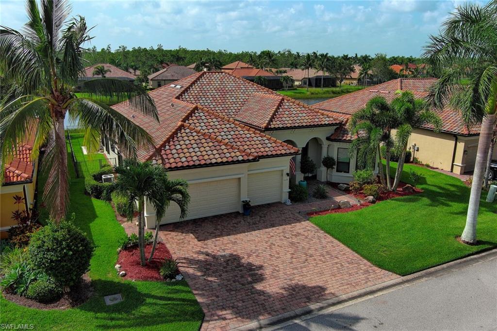 11275 Bluff Oak LN