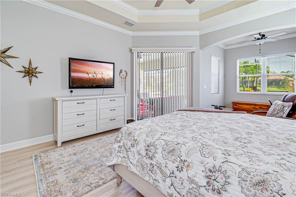 11275 Bluff Oak LN