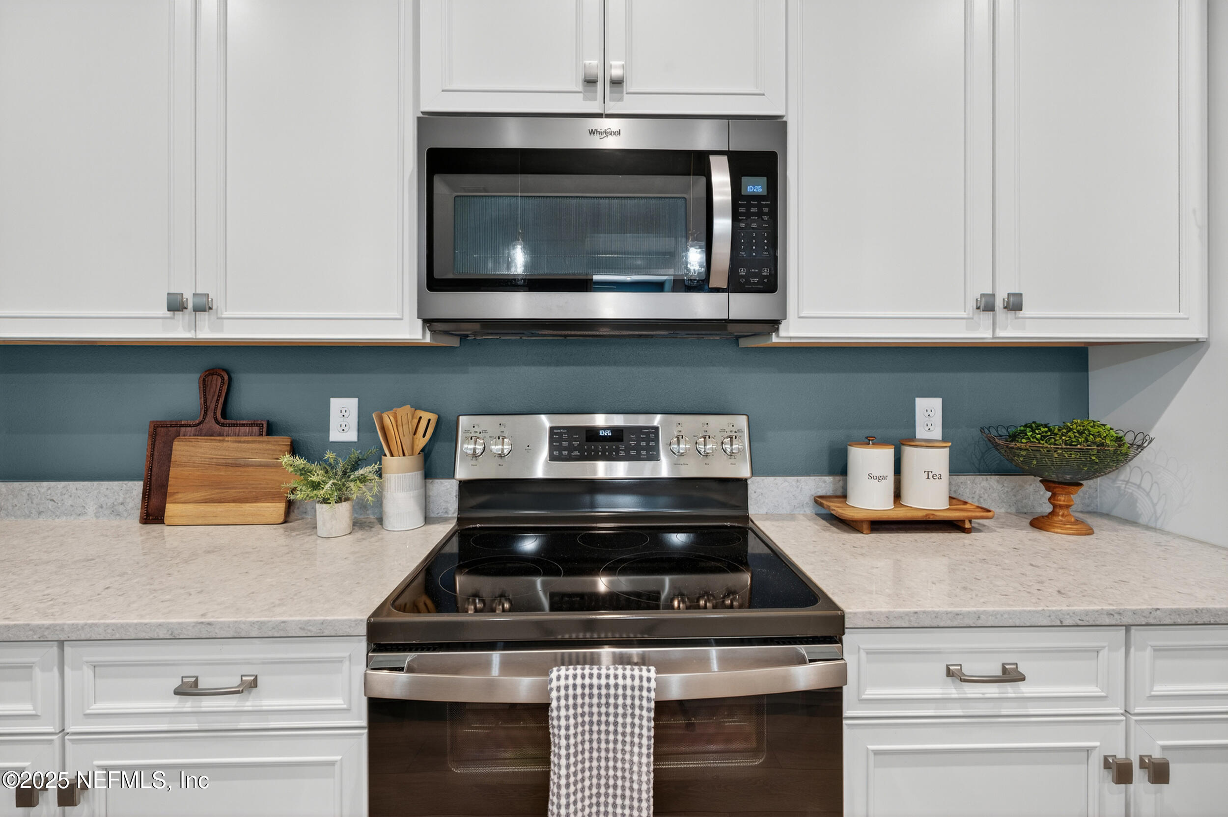 427 LADYSLIPPER Drive, St. Johns