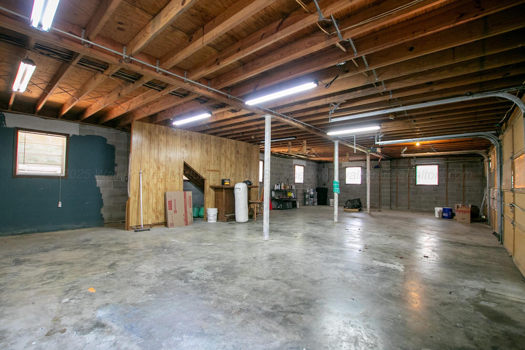 1203 PARK Ave