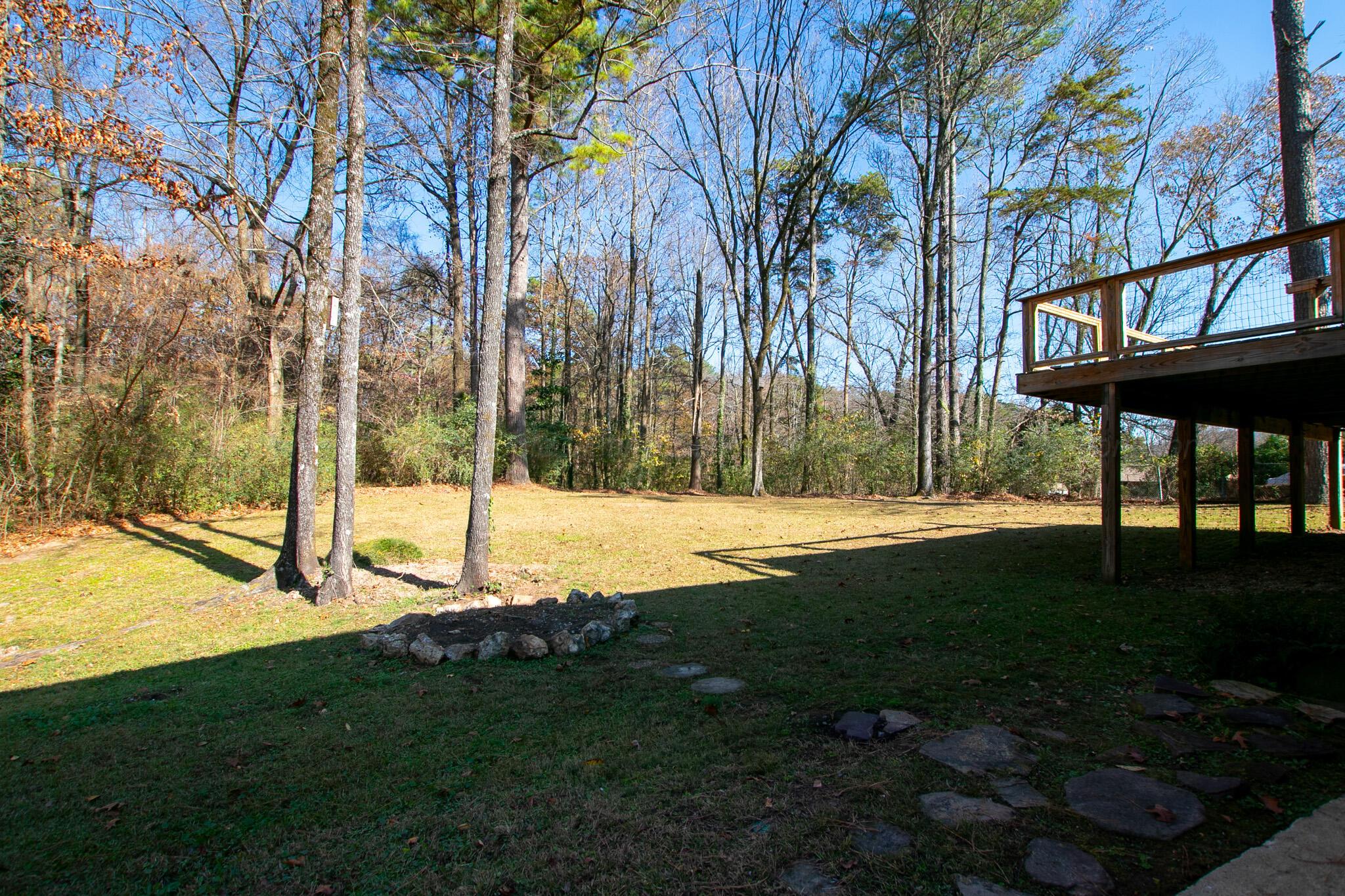 932 KATHRYNE Cir
