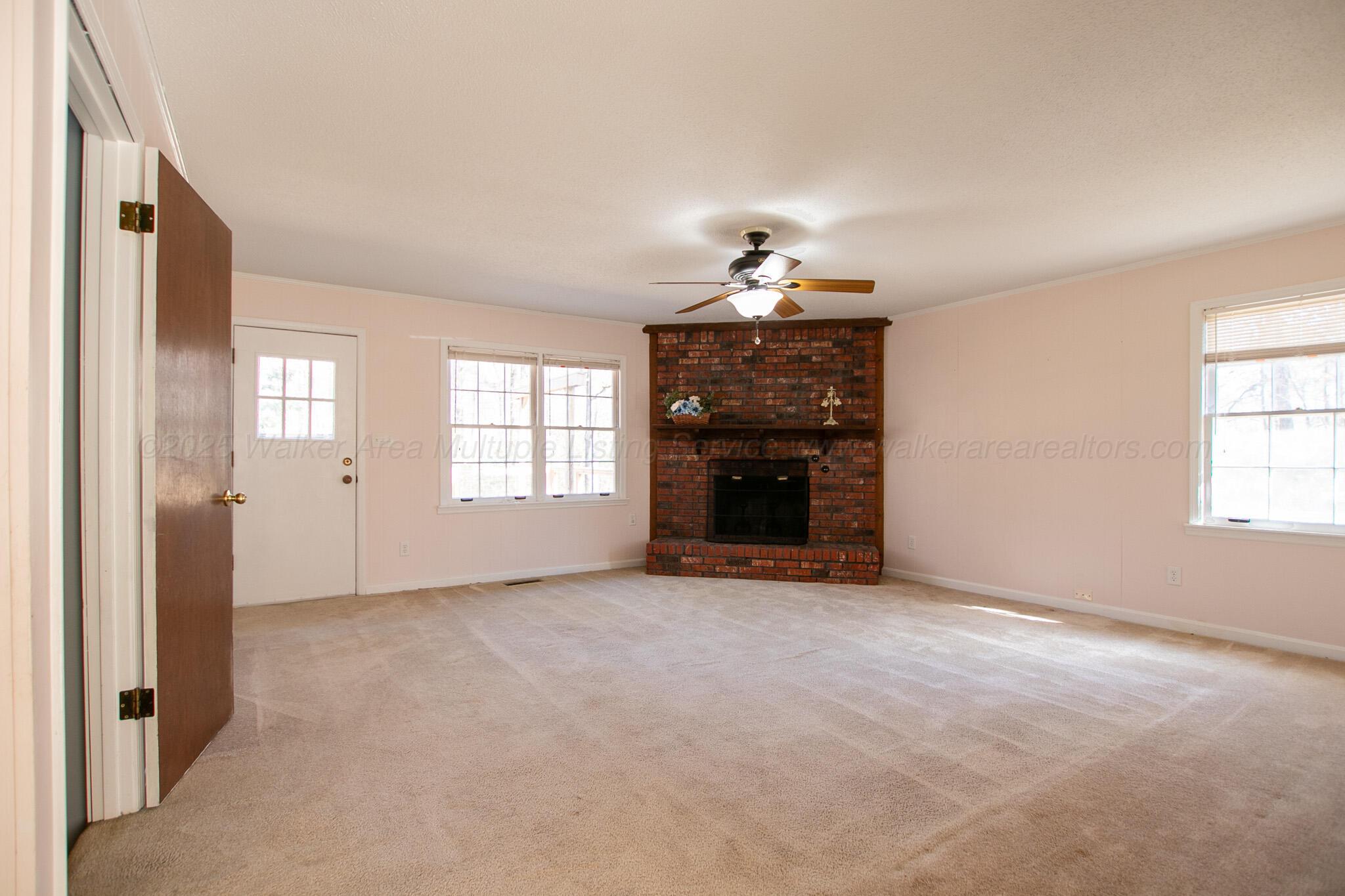 932 KATHRYNE Cir
