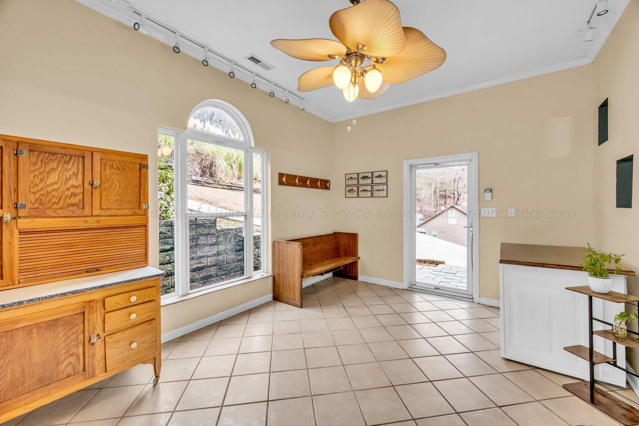 1401 COUNTY ROAD 335