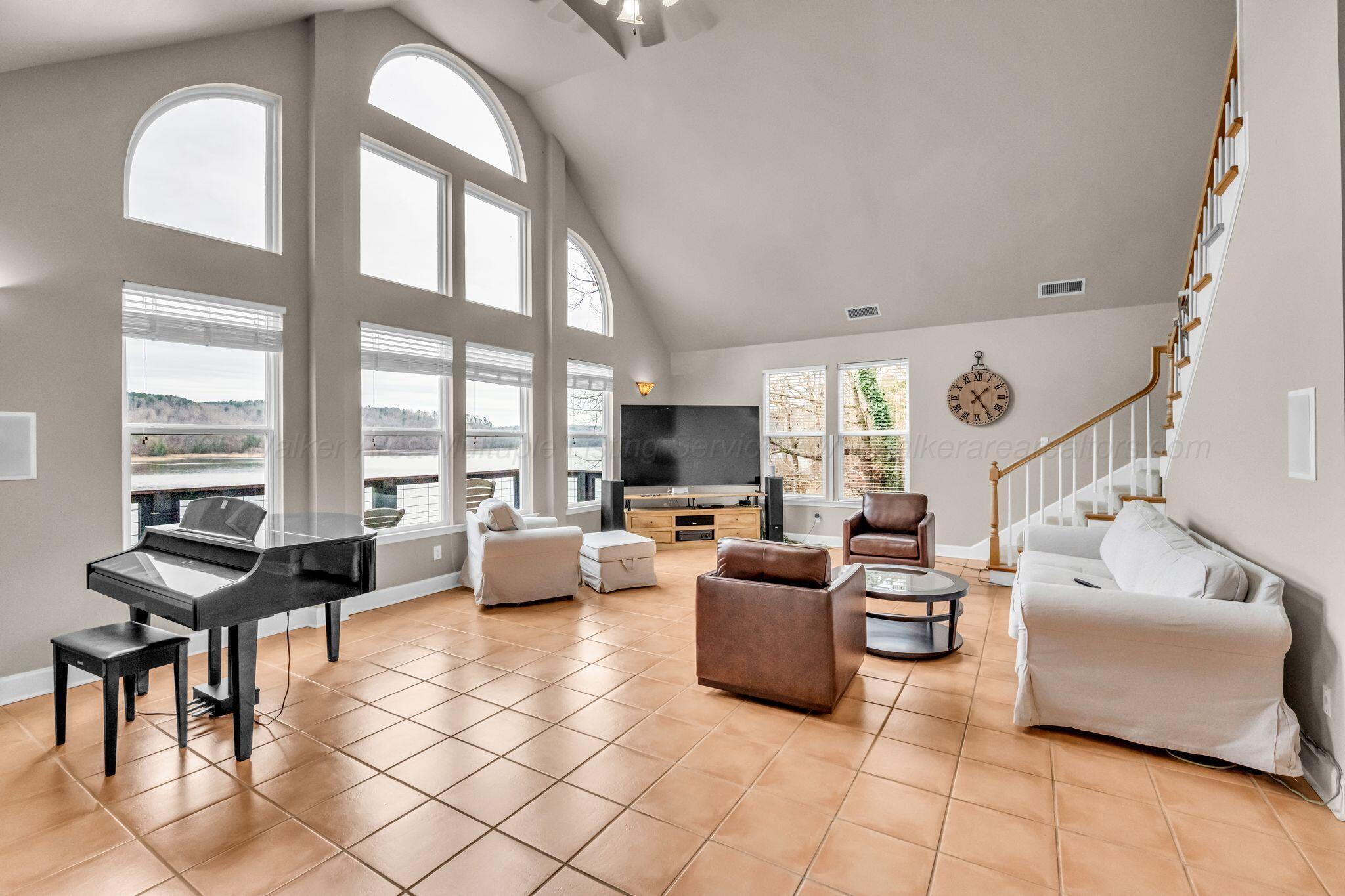 1401 COUNTY ROAD 335