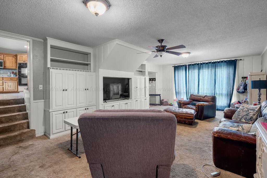 541 CURRY Hwy