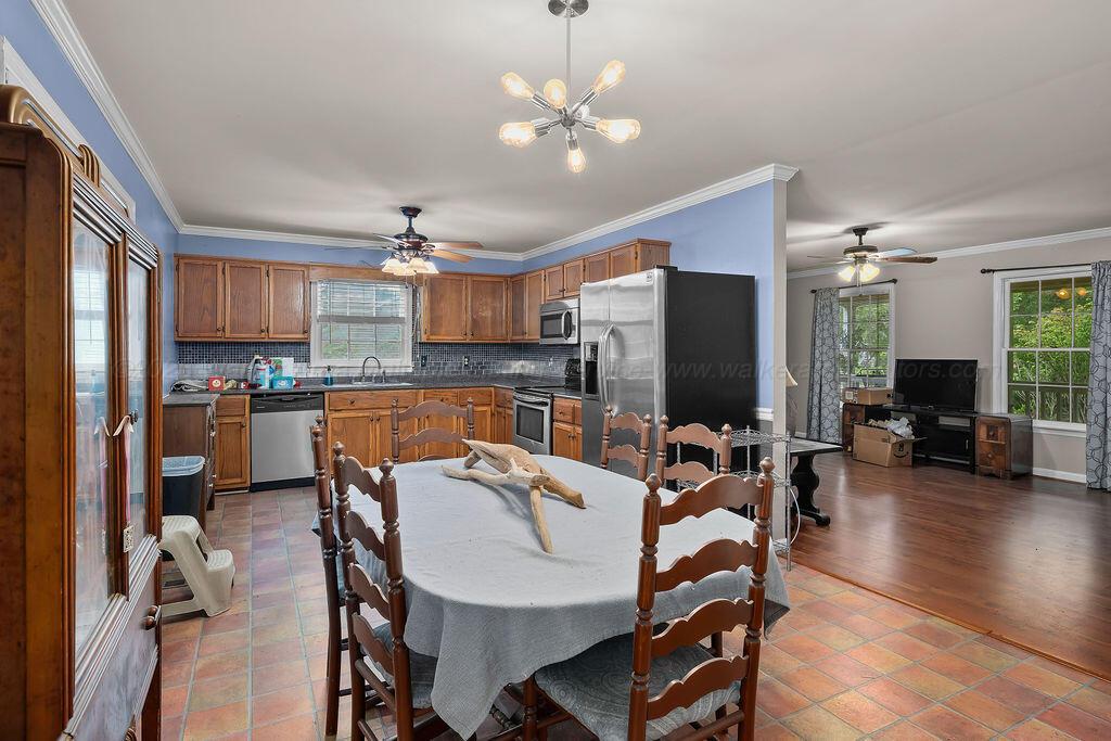 2669 CHESTNUT Way