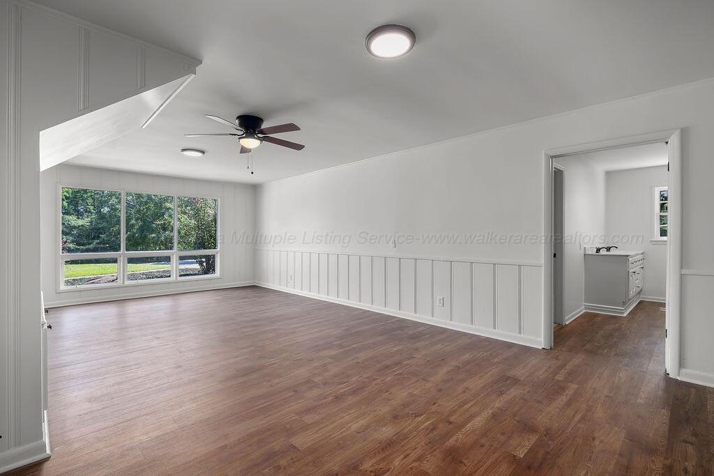 541 CURRY Hwy