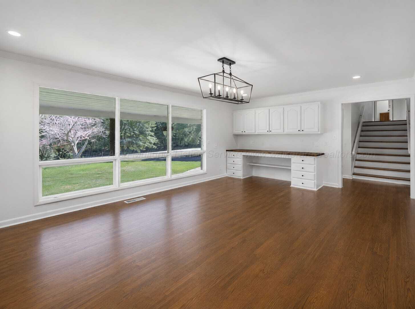 541 CURRY Hwy