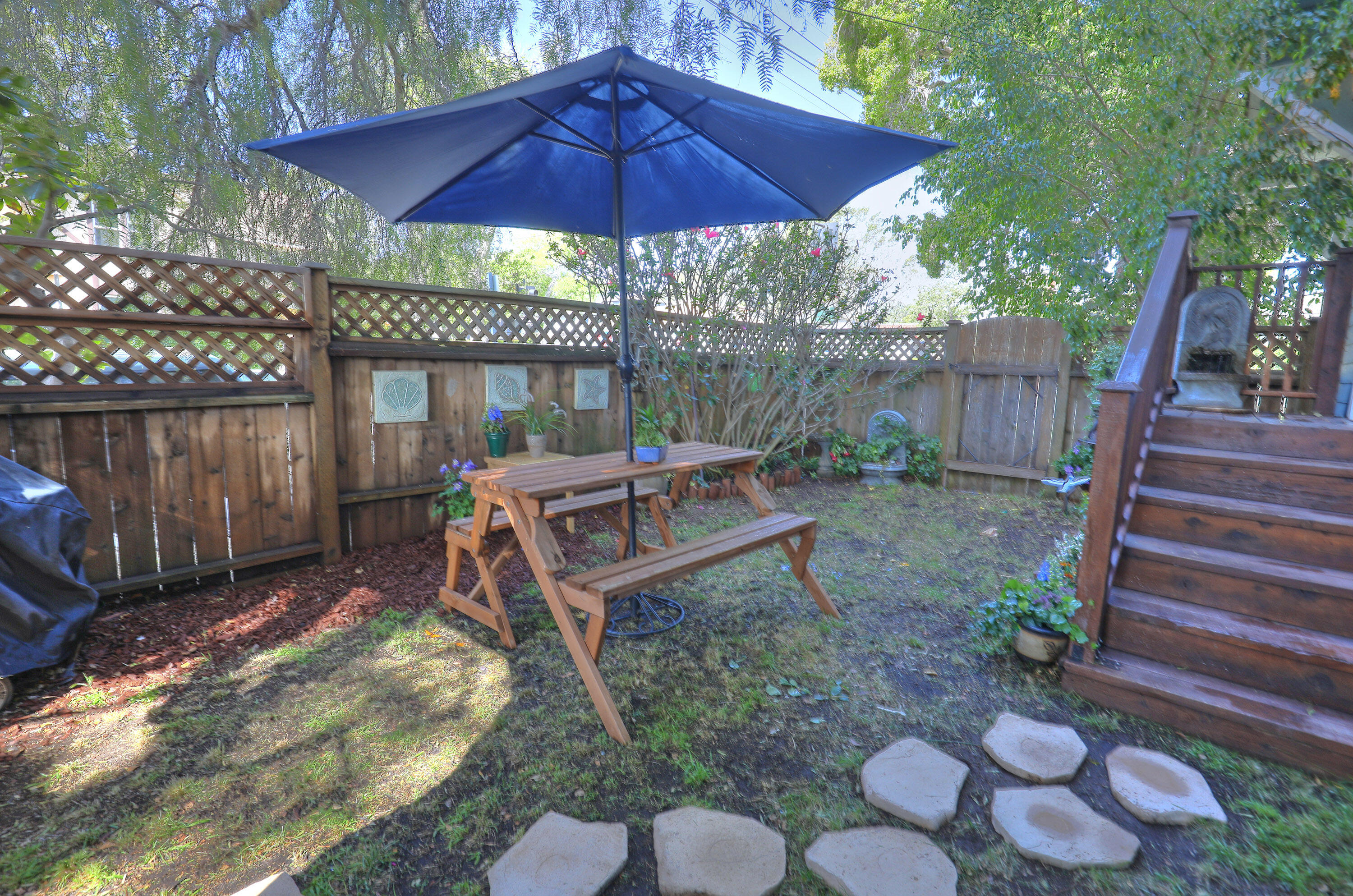 335 W Micheltorena St