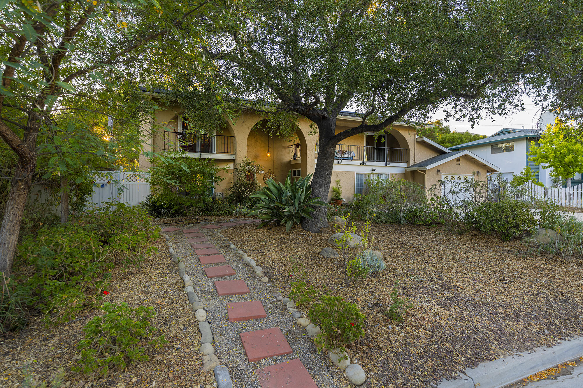 883 Moreno Drive
