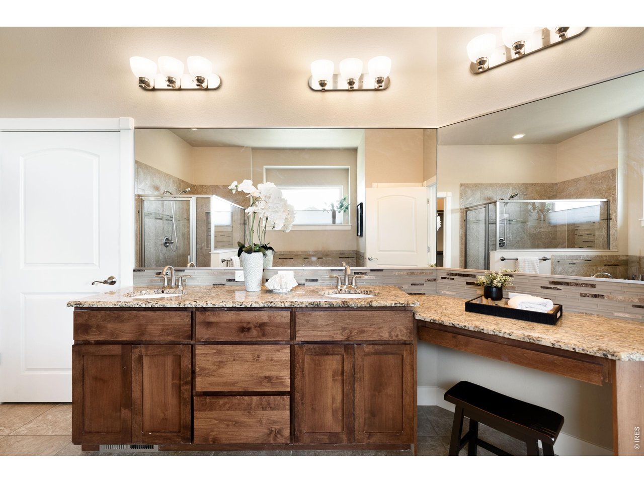 304 Duesenberg Ln