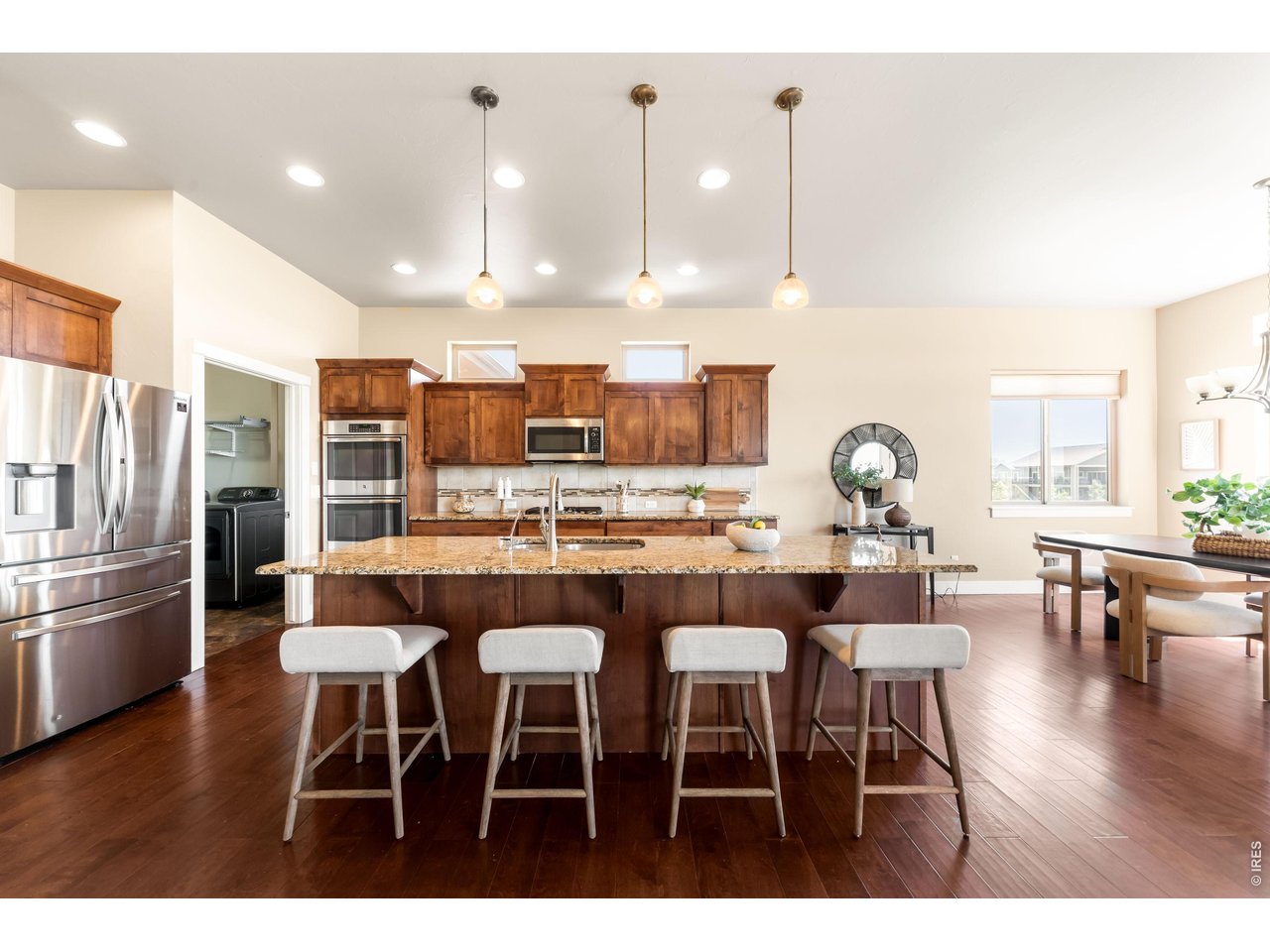 304 Duesenberg Ln